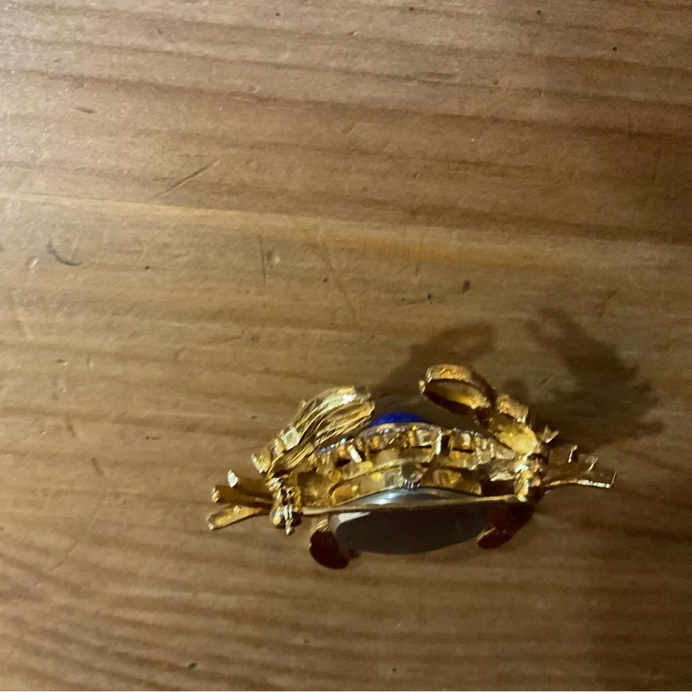 Kenneth Jay Lane: Crab blue Lapis gold/plated clear rhinestones watch brooch/pin